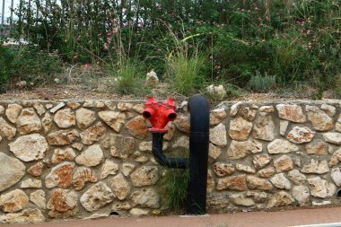 Boru - sıvı bir tel için sürekli kesit içi boş bir profili temelinde bir endüstri ürünleri. 