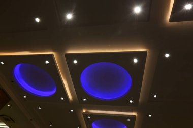 Fener - taşınabilir veya sabit yapay ışık kaynağı 