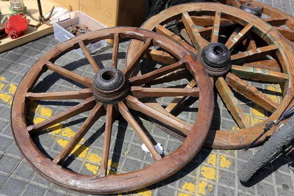 Een Wiel Een Ronde Vrij Draaien Hersteld Een Roterende Schijf — Stockfoto