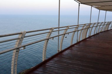 Köprü - bir engel dikilmiş bir yapay yapısı 