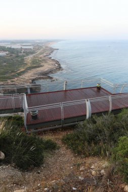 Köprü - bir engel dikilmiş bir yapay yapısı 