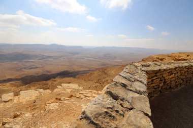 Ramon Krateri Güney İsrail 'deki Negev Çölü' nde. 