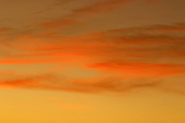 İsrail 'deki Negev Çölü' nde Ramon Krateri 'nin üzerinde gün doğumu 