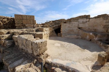 Caesarea, İsrail 'de Akdeniz kıyısında Kral Herod tarafından inşa edilmiş antik bir şehirdir. 