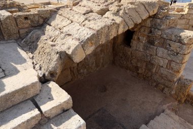 Caesarea, İsrail 'de Akdeniz kıyısında Kral Herod tarafından inşa edilmiş antik bir şehirdir. 