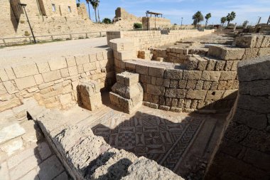 Caesarea, İsrail 'de Akdeniz kıyısında Kral Herod tarafından inşa edilmiş antik bir şehirdir. 