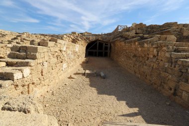 Caesarea, İsrail 'de Akdeniz kıyısında Kral Herod tarafından inşa edilmiş antik bir şehirdir. 