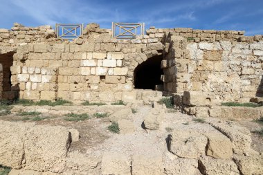 Caesarea, İsrail 'de Akdeniz kıyısında Kral Herod tarafından inşa edilmiş antik bir şehirdir. 