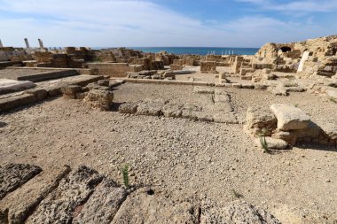Caesarea, İsrail 'de Akdeniz kıyısında Kral Herod tarafından inşa edilmiş antik bir şehirdir. 