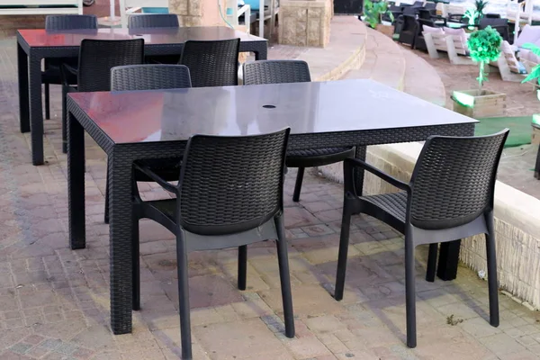 Ein Stuhl Und Ein Tisch Stehen Einem Café Ufer Des — Stockfoto