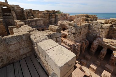 Caesarea, İsrail 'de Akdeniz kıyısında Kral Herod tarafından inşa edilmiş antik bir şehirdir.. 