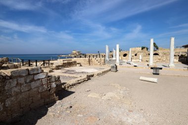 Caesarea, İsrail 'de Akdeniz kıyısında Kral Herod tarafından inşa edilmiş antik bir şehirdir.. 