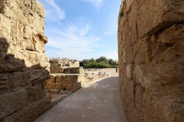Caesarea, İsrail 'de Akdeniz kıyısında Kral Herod tarafından inşa edilmiş antik bir şehirdir.. 