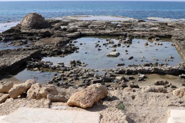 Caesarea, İsrail 'de Akdeniz kıyısında Kral Herod tarafından inşa edilmiş antik bir şehirdir.. 