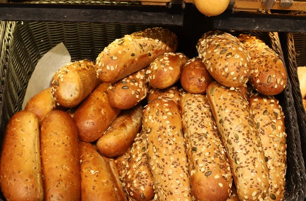 Brot Und Backwaren Einem Großen Geschäft Israel Verkauft — Stockfoto