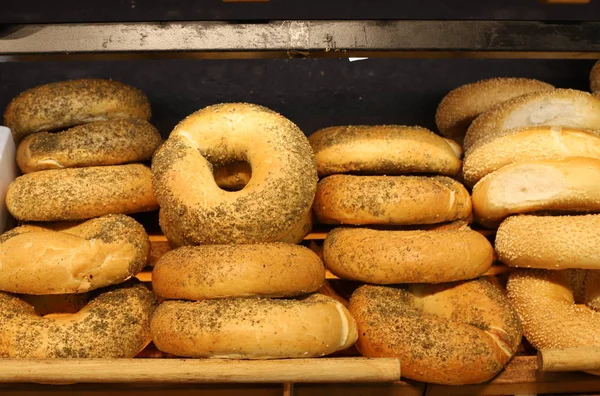 Brot Und Backwaren Einem Großen Geschäft Israel Verkauft — Stockfoto