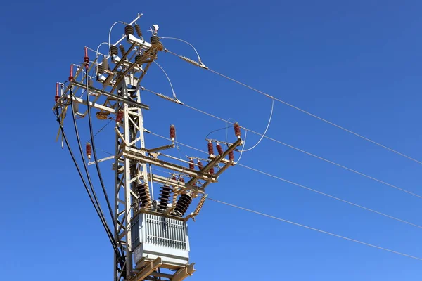 Poste Elétrico Com Isoladores Corrente Fios Instalado Norte Israel — Fotografia de Stock