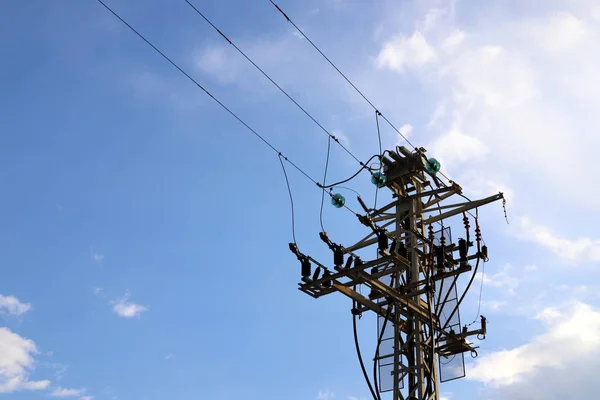 Północnym Izraelu Zainstalowano Słup Elektryczny Izolatorami Prądu Przewodami — Zdjęcie stockowe