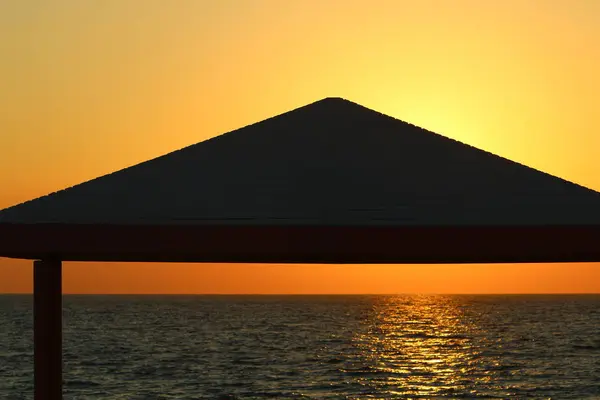 Навес Солнца Городском Парке Берегу Средиземного Моря Севере Израиля — стоковое фото