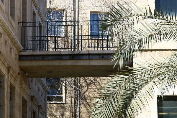 Ventanas Balcones Gran Ciudad Estilo Arquitectónico Las Grandes Ciudades Israelíes — Foto de Stock