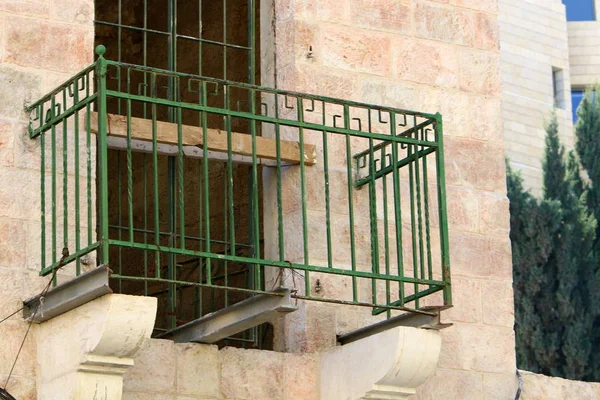 Ventanas Balcones Gran Ciudad Estilo Arquitectónico Las Grandes Ciudades Israelíes — Foto de Stock