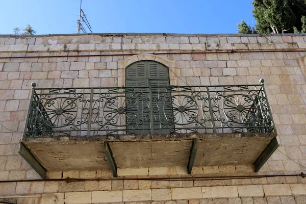 Fenster Und Balkone Der Großstadt Architekturstil Israelischen Großstädten — Stockfoto