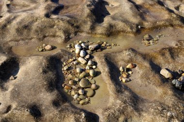 İsrail 'in kuzeyindeki dağlarda taş ve kaya dokusu 