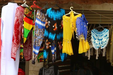 İsrail 'de büyük bir mağazada yeni ürünler sergileniyor ve satılıyor 