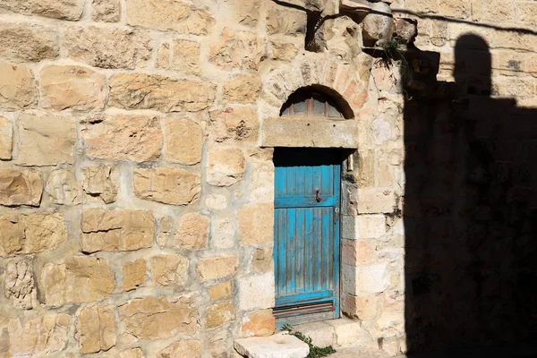 Kleines Fenster Einer Großstadt Fragmente Der Architektur Von Gebäuden Und — Stockfoto