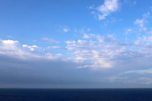 Дождевые Облака Плавающие Небе Над Средиземным Морем Севере Израиля — стоковое фото