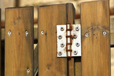 İsrail 'in başkenti Kudüs' teki eski binaların giriş kapıları. 