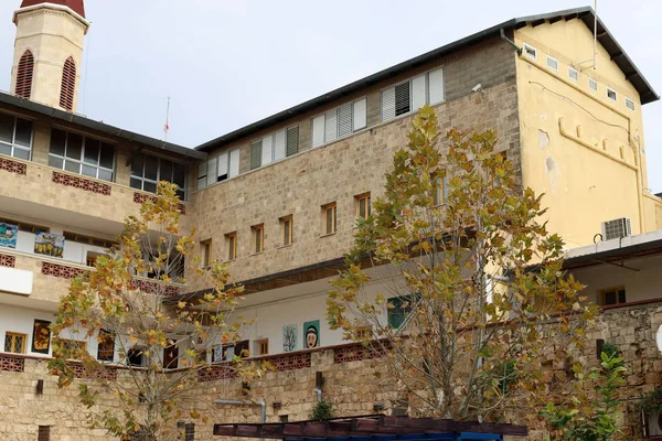 Akdeniz kıyılarındaki Acre şehrindeki antik Haçlı kalesi Kuzey İsrail 'de. 