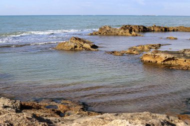 İsrail 'in kuzeyinde Akdeniz' in ıssız kıyıları 