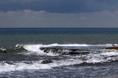 İsrail 'in kuzeyinde Akdeniz' in ıssız kıyıları 