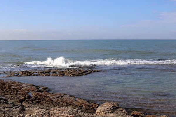 Bezludne Wybrzeże Morza Śródziemnego Północy Izraela — Zdjęcie stockowe