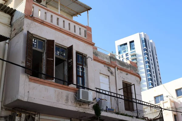 Pasear Por Las Calles Tel Aviv Una Ciudad Costa Mediterránea —  Fotos de Stock