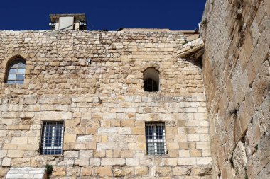 Kudüs 'ün kale duvarları 1538 yılında Osmanlı sultanı I. Süleyman tarafından inşa edilmiştir.. 
