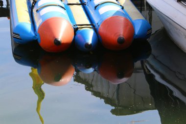 Kuzey İsrail 'de Celile Denizi üzerindeki Tiberias şehrindeki iskelede. 