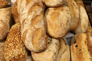 İsrail Devleti 'nin başkenti Kudüs' te ekmek ve fırın ürünleri satılmaktadır. 