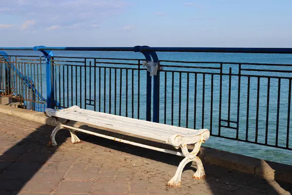 Bench Stands City Park Shores Mediterranean Sea Northern Israel — Stock Photo, Image