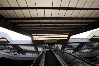 İsrail 'deki kentsel inşaatın modern mimari detayları. Soyut şehir fotoğrafçılığı 