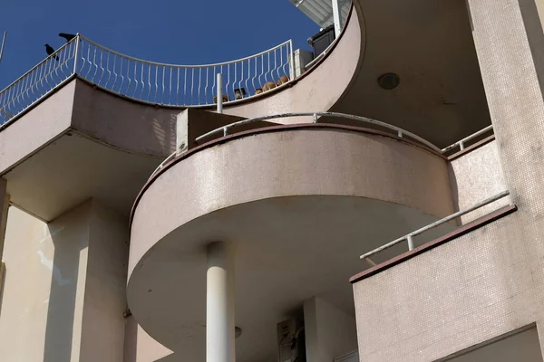 Окно Балкон Архитектурная Деталь Современного Строительства Израиле Городская Фотография Большом — стоковое фото