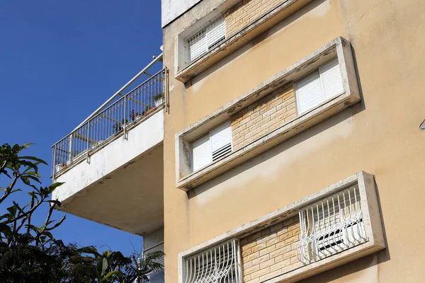 Окно Балкон Архитектурная Деталь Современного Строительства Израиле Городская Фотография Большом — стоковое фото