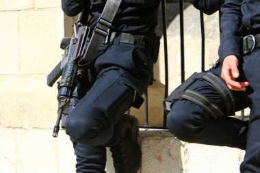 Virüs İsrail 'e yayılmadan önce Kudüs sokaklarında hayat vardı. Büyük bir şehirde şehir fotoğrafçılığı 