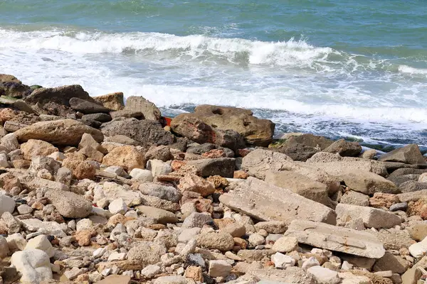 Stenen Liggen Een Stadspark Aan Oevers Van Middellandse Zee Het — Stockfoto