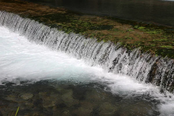 Rio Flui Norte Israel Flui Para Mar Mediterrâneo — Fotografia de Stock