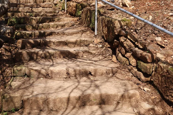 Lépcsőház Egy Városi Parkban Földközi Tenger Partján Észak Izraelben — Stock Fotó
