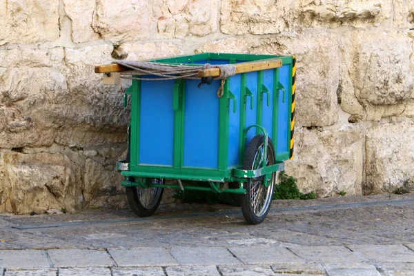 Wheeled Trolley Transportation Goods Goods Stands Street Jerusalem — Stock Photo, Image