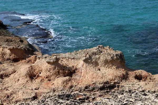 Rocky Coastline Mediterranean Sea Northern Israel Summer Has Come Israel — Stock Photo, Image