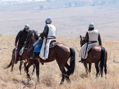 Katılımcılar Hıttin boynuzları, savaşta yeniden inşası 